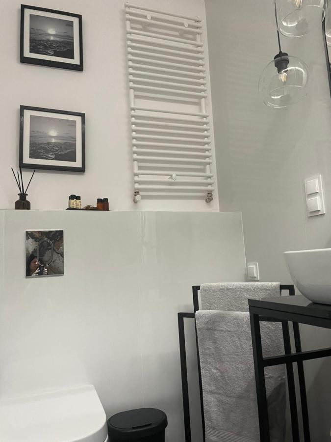 Przy Bulwarze - By The River Apartment วรอตซวาฟ ภายนอก รูปภาพ